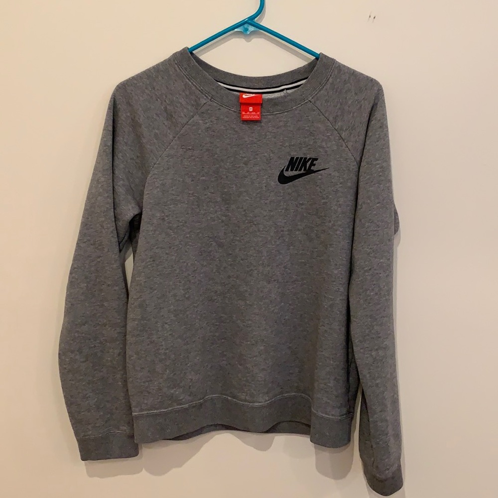 Nike sweatshirt